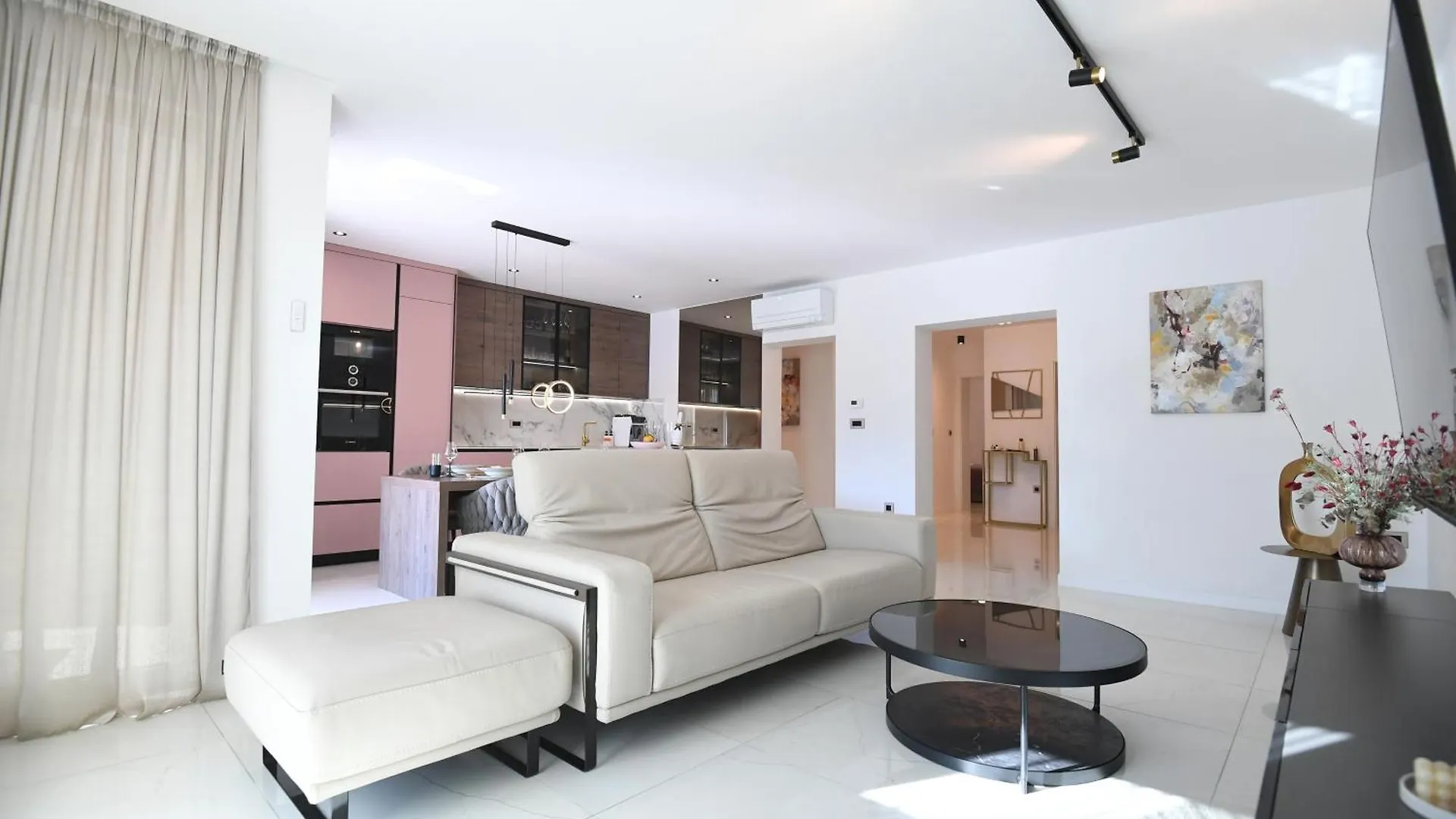 Stellazara Luxury Residence, New, Sea View, Center דירה זאדאר